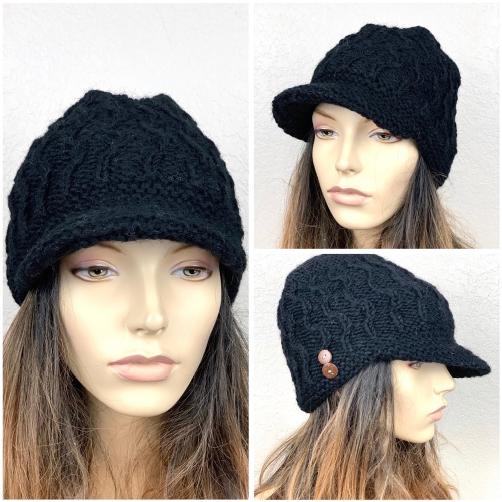 Women’s Winter Brim Hat Newsboy Cap Black Color